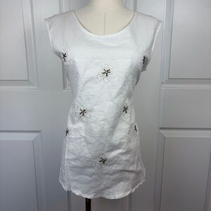 Carry back vintage White Embroidered tank Top - Women